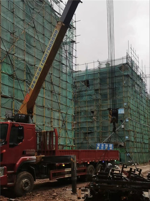 未央区“慢工细活”—— 吊车的 “微动控制” 技术