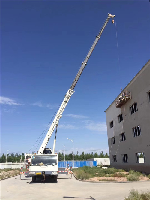 未央区“轻装强干”—— 吊车的 “轻量化臂架” 技术